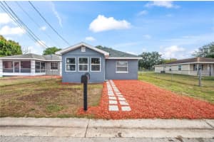 230 D STREET, LAKE WALES, FL 33853 - MLS#MFRW7881647
