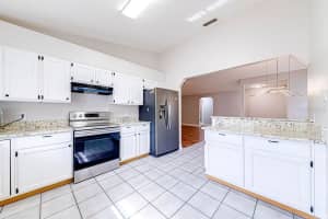 40021 PARKINSONIA STREET, LADY LAKE, FL 32159 - MLS#MFRW7881765