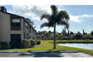 12 QUAILS RUN BOULEVARD, ENGLEWOOD, FL 34223 - MLS#MFRW7881802