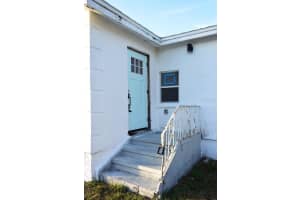 4701 17TH AVENUE, ST PETERSBURG, FL 33711 - MLS#MFRW7882271