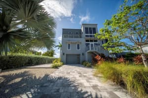 118 AVENUE E, MARATHON, FL 33050 - MLS#MFRW7882338