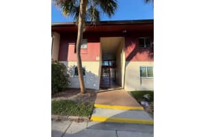 3813 LAKE DRIVE, TAMPA, FL 33614 - MLS#MFRW7882418