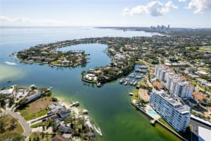 1365 SNELL ISLE BOULEVARD, ST PETERSBURG, FL 33704 - MLS#MFRW7882446