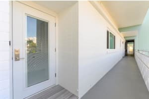 1365 SNELL ISLE BOULEVARD, ST PETERSBURG, FL 33704 - MLS#MFRW7882446