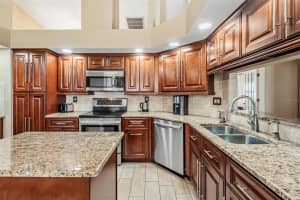 3252 NOEMI DRIVE, NEW PORT RICHEY, FL 34655 - MLS#MFRW7882559