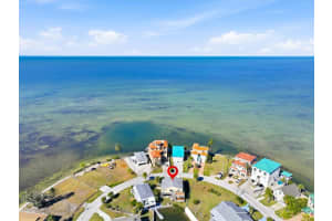 6420 Driftwood Dr, HUDSON