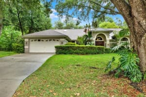 642 Erin Way, BROOKSVILLE