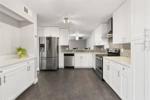 3919 CARROLL PINES COURT, TAMPA, FL 33614 - MLS#MFRW7882927