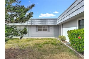 202 Bedford Trl #103, SUN CITY CENTER