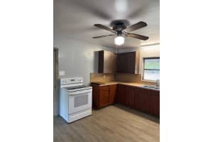 5841 BABB ROAD, BELLEVIEW, FL 34420 - MLS#MFRW7882967