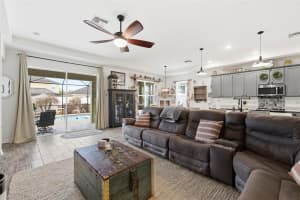 895 OLD WINDSOR WAY, SPRING HILL, FL 34609 - MLS#MFRW7882976