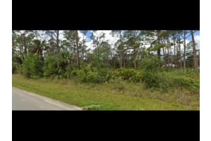 2433 CROCKETT STREET, PORT CHARLOTTE, FL 33953 - MLS#MFRW7883038