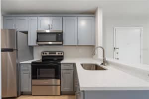 3848 LAKE DRIVE, TAMPA, FL 33614 - MLS#MFRW7883304