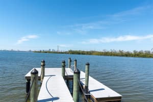 545 VINCINDA CREST WAY, TAMPA, FL 33619 - MLS#MFRW7883413