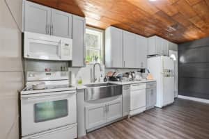 320 OTIS AVENUE, LECANTO, FL 34461 - MLS#MFRW7883522