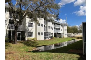 21146 FOUNTAIN VIEW LANE, LUTZ, FL 33558 - MLS#MFRW7883679