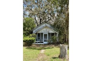 10010 FORT KING ROAD, DADE CITY, FL 33525 - MLS#MFRW7883876
