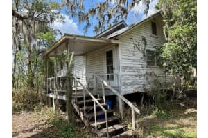10010 FORT KING ROAD, DADE CITY, FL 33525 - MLS#MFRW7883876