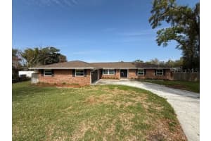 1102 Fredrick Ln, BRANDON