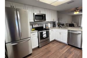 102 PALMETTO COURT, OLDSMAR, FL 34677 - MLS#MFRW7884308