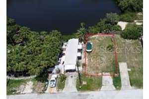 6981 EDGEWATER DRIVE, NEW PORT RICHEY, FL 34652 - MLS#MFRW7884329