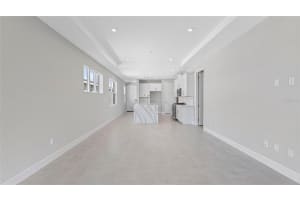 574 HAMMOCK OAKS BOULEVARD, LADY LAKE, FL 32159 - MLS#MFRW7884331