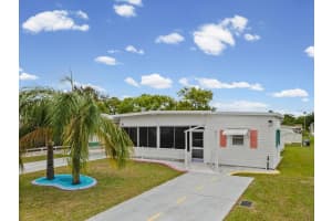 7366 FIRST LOOP AVENUE, BROOKSVILLE, FL 34613 - MLS#MFRW7884379