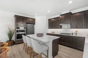 810 EMERALD GROVE DRIVE, APOPKA, FL 32703 - MLS#MFRW7884512