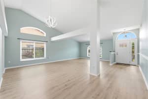 11421 GLENMONT DRIVE, TAMPA, FL 33635 - MLS#MFRW7884554