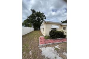 542 ROANOKE STREET, DUNEDIN, FL 34698 - MLS#MFRW7884709