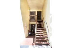 513 FAIRWAYS CIRCLE, OCALA, FL 34472 - MLS#MFRW7884720