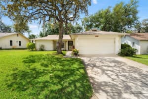 8510 Winding Wood Dr, PORT RICHEY