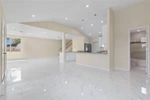 743 BAYSHORE DRIVE, TARPON SPRINGS, FL 34689 - MLS#MFRW7884829