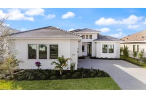 4924 EDISTO COURT, LAKEWOOD RANCH, FL 34211 - MLS#MFRW7884991