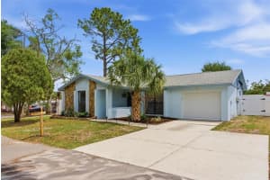 7507 WOODLAND OAKS COURT, TAMPA, FL 33615 - MLS#MFRW7885162