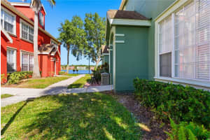 9646 LAKE CHASE ISLAND WAY, TAMPA, FL 33626 - MLS#MFRW7885289