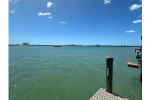 MLS# MFRW7885357, South Pasadena, Florida 33707
