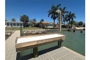 MLS# MFRW7885357, South Pasadena, Florida 33707