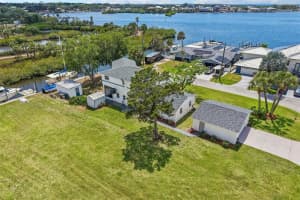 8212 Hayward Ln, PORT RICHEY