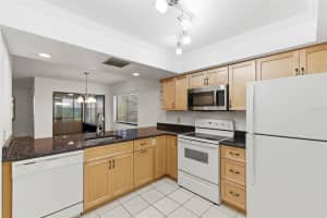 2733 COUNTRYSIDE BOULEVARD, CLEARWATER, FL 33761 - MLS#MFRW7885718