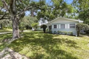 2510 LAKE ELLEN DRIVE, TAMPA, FL 33618 - MLS#MFRW7885822