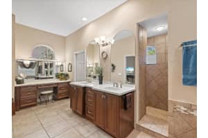 19617 EAGLE CREST DRIVE, LUTZ, FL 33549 - MLS#MFRW7886041