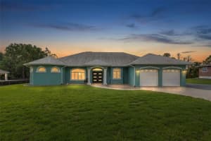 5050 Freeport Dr, SPRING HILL