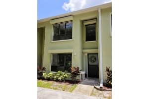 1761 CUPECOY CIRCLE, LUTZ, FL 33558 - MLS#MFRW7886601