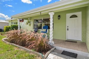 9812 51ST AVENUE, ST PETERSBURG, FL 33708 - MLS#MFRW7886650
