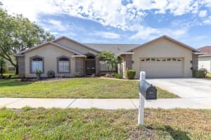 8303 Coral Creek Loop, HUDSON 8303 Coral Creek Loop, HUDSON
