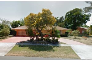 1686 39th St, West Palm Beach, FL 33407, Sold 08/12/14