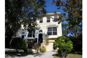 1700 42nd Square, Vero Beach, FL 32960, Sold 05/02/14