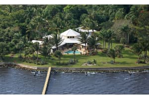 61 SE Harbor Point Dr, Stuart, FL 34996, Sold 04/09/15