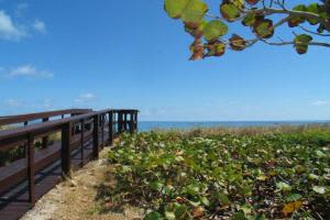 5853 N Ocean Blvd J2, Ocean Ridge, FL 33435, Sold 03/10/14